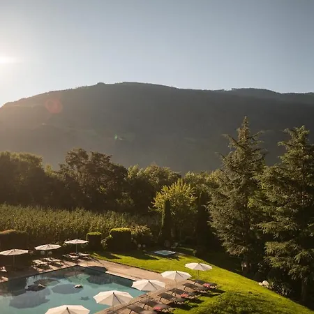 Design Tyrol 4*