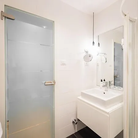 Design Tyrol 4*