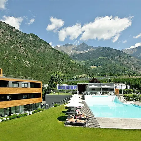 Hotel Design Tyrol 4*